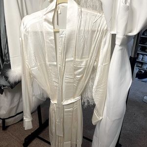 SKIMS “Mrs.” Bride Satin Robe